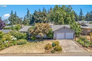 325 Ash St, Silverton, OR 97381 - Photo 1