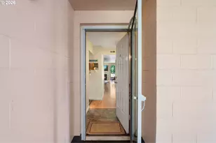 6605 W Burnside St, Portland, OR 97210 - Photo 4