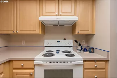 6605 W Burnside St #131, Portland, OR 97210 - Photo 8