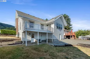 207 Cypress Ave, Garibaldi, OR 97118 - Photo 26