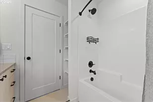 601 SE Spokane St, Portland, OR 97202 - Photo 28