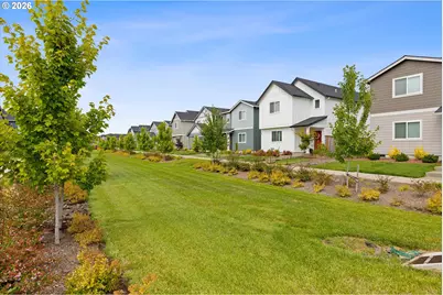 671 Nichols Ln, Woodburn, OR 97071 - Photo 38
