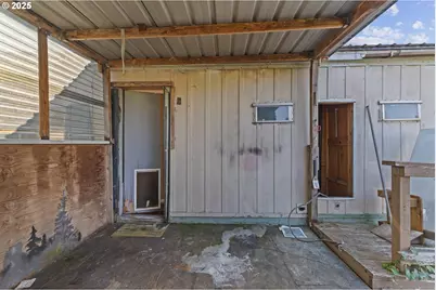 91319 Grinnell Ln, Coos Bay, OR 97420 - Photo 22