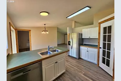 58497 Fairview Rd, Coquille, OR 97423 - Photo 10