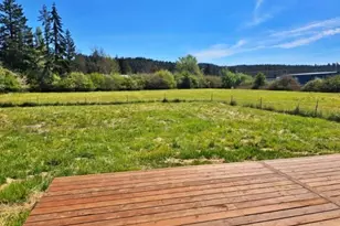 58497 Fairview Rd, Coquille, OR 97423 - Photo 4