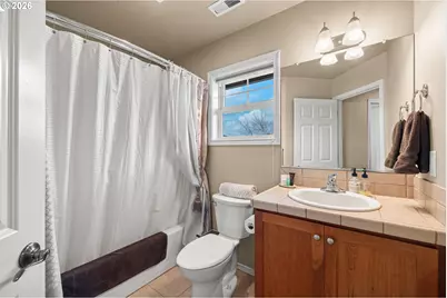 520 Tukwila Dr, Woodburn, OR 97071 - Photo 36