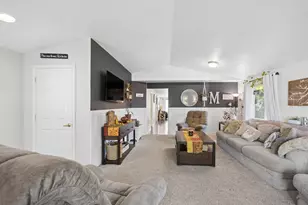2174 Baines Blvd, Hubbard, OR 97032 - Photo 4