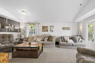 2174 Baines Blvd, Hubbard, OR 97032 - Photo 2