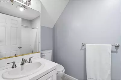 1915 NW Yorkshire Ln, Portland, OR 97229 - Photo 22