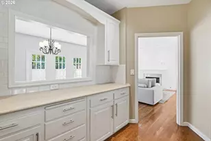 1915 NW Yorkshire Ln, Portland, OR 97229 - Photo 8
