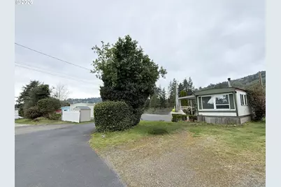 16345 Grootendorst Ln #2, Brookings, OR 97415 - Photo 4