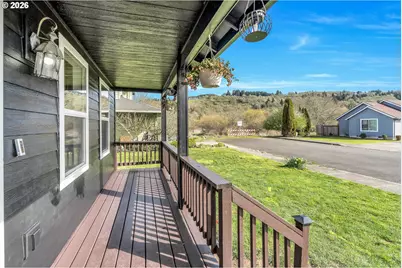 404 N Bridge St, Sheridan, OR 97378 - Photo 6