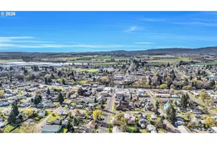 404 N Bridge St, Sheridan, OR 97378 - Photo 38