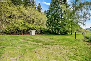 24022 Alpine Rd, Monroe, OR 97456 - Photo 16