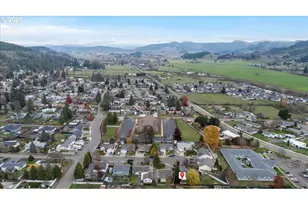 337 Arvilla Ct, Sutherlin, OR 97479 - Photo 28