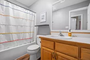 337 Arvilla Ct, Sutherlin, OR 97479 - Photo 16