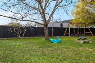 337 Arvilla Ct, Sutherlin, OR 97479 - Photo 20