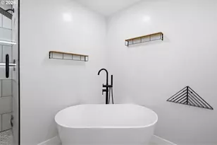 21004 NE 83rd St, Vancouver, WA 98682 - Photo 12