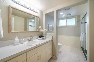 2196 Olive St, Eugene, OR 97405 - Photo 26