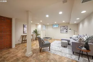 2196 Olive St, Eugene, OR 97405 - Photo 20