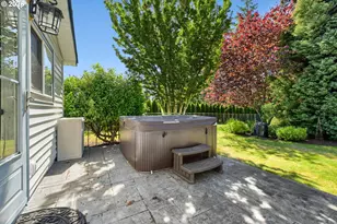 21130 SW Murphy St, Beaverton, OR 97078 - Photo 28