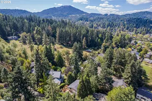 4482 Paddock Dr, Eugene, OR 97405 - Photo 46