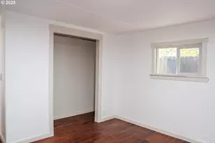 11803 SE Division St, Portland, OR 97266 - Photo 10
