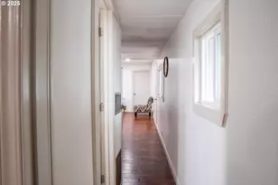 11803 SE Division St, Portland, OR 97266 - Photo 12