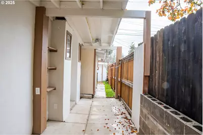 11803 SE Division St #38, Portland, OR 97266 - Photo 14