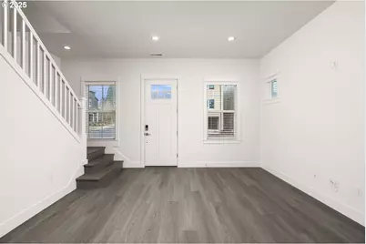 16005 NW Holman Way, Portland, OR 97229 - Photo 4