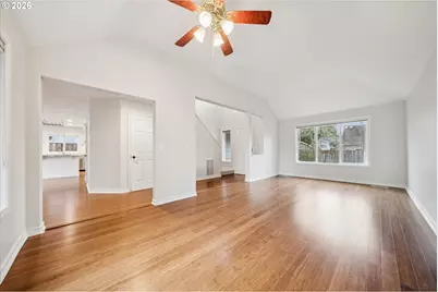 892 SE 54th Ave, Hillsboro, OR 97123 - Photo 14