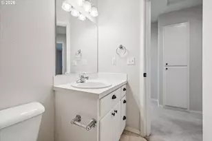 892 SE 54th Ave, Hillsboro, OR 97123 - Photo 38