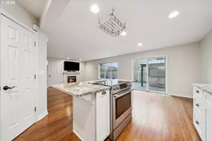 892 SE 54th Ave, Hillsboro, OR 97123 - Photo 28