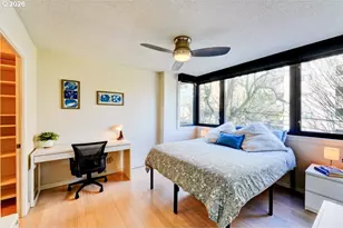 2020 SW Main St, Portland, OR 97205 - Photo 10