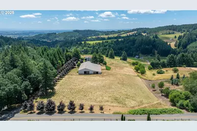 17120 NE Fairview Dr, Dundee, OR 97115 - Photo 2