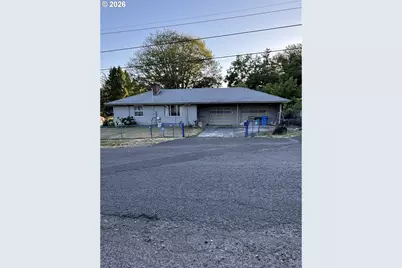 15205 SE Lee Ave, Milwaukie, OR 97267 - Photo 1