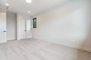10710 SE 13th Cir, Vancouver, WA 98664 - Photo 32