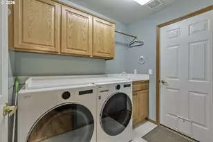 2764 NE Lindsey Dr, Hillsboro, OR 97124 - Photo 14