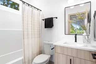 1243 SW Hume Ct, Portland, OR 97219 - Photo 12