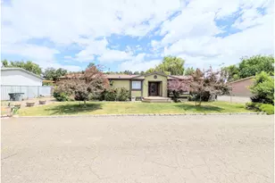 10409 F Ave, Island City, OR 97850 - Photo 2