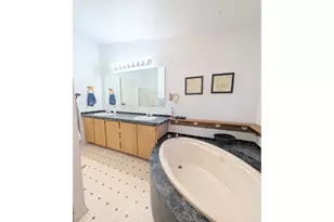 10409 F Ave, Island City, OR 97850 - Photo 16