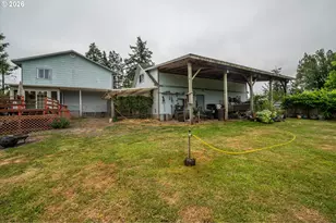 1819 Spruce St, Myrtle Point, OR 97458 - Photo 10