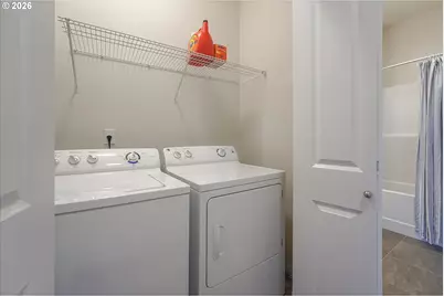 10509 NE Park Ridge Way, Hillsboro, OR 97006 - Photo 18