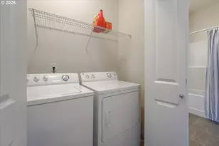 10509 NE Park Ridge Way, Hillsboro, OR 97006 - Photo 18