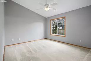 964 SE 27th St, Troutdale, OR 97060 - Photo 32