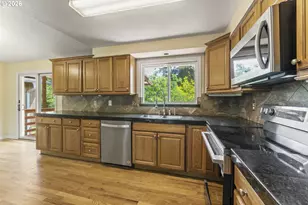 13920 SE Bush St, Portland, OR 97236 - Photo 10