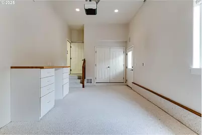 875 Sand Ave, Eugene, OR 97401 - Photo 22
