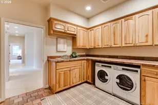 875 Sand Ave, Eugene, OR 97401 - Photo 14