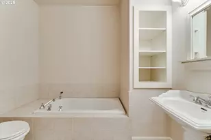 875 Sand Ave, Eugene, OR 97401 - Photo 14