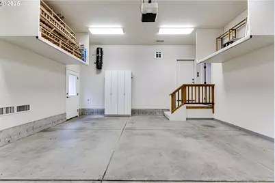 875 Sand Ave, Eugene, OR 97401 - Photo 24